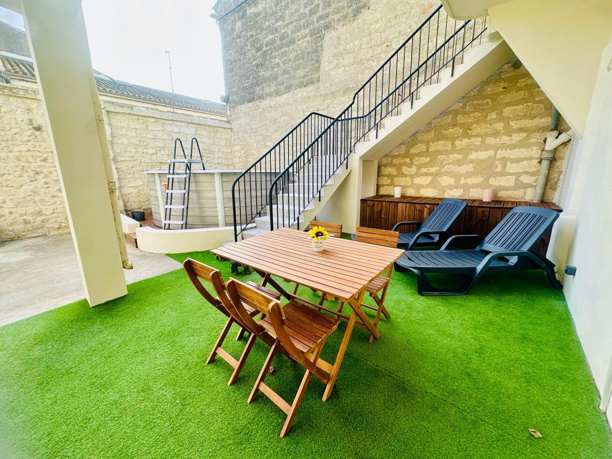 Les Appartements Du Mas - Rose Marie Aigues-Mortes Exteriör bild