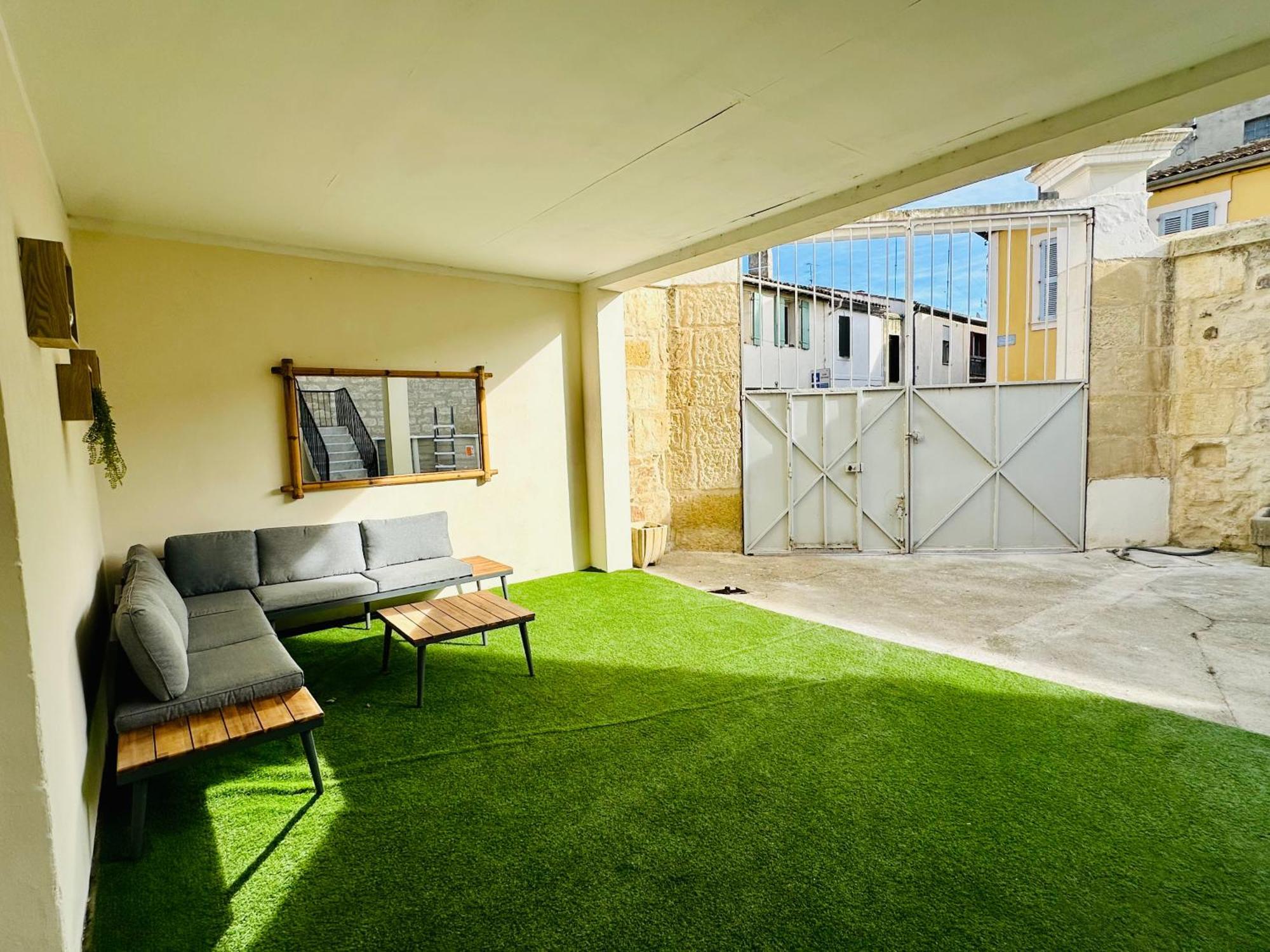 Les Appartements Du Mas - Rose Marie Aigues-Mortes Exteriör bild
